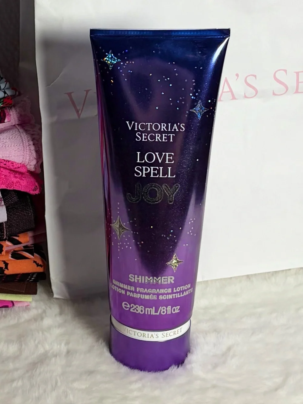 Victoria’s Secret - LOVE SPELL JOY Shimmer Fragrance Lotion